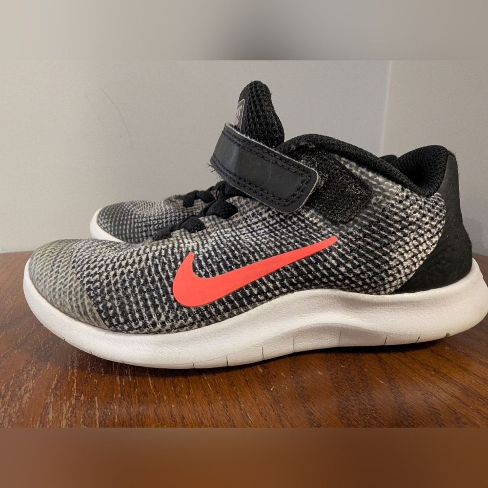 Nike Girls Flex Little Kid Gym Fitness Running Shoes Size 12